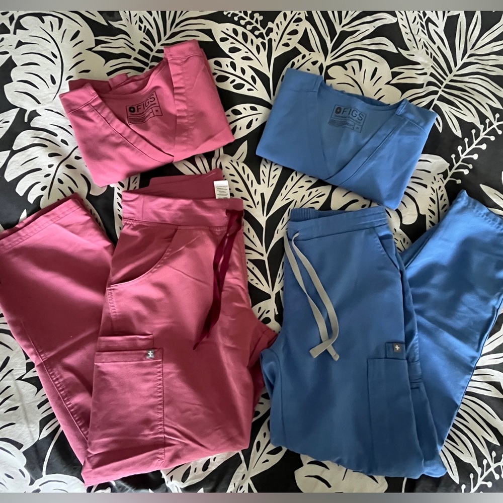 2 pairs of FIGS scrubs. Both are Small Petite bottoms and Medium tops.